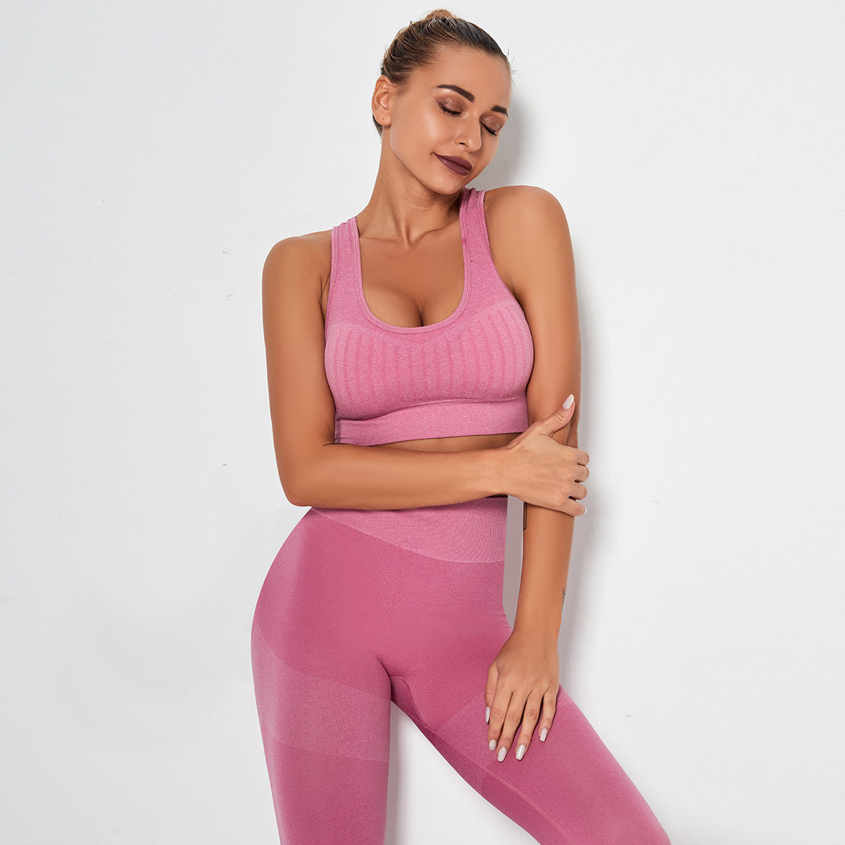 Seamless Knitted Striped Sports Bra - Image 8